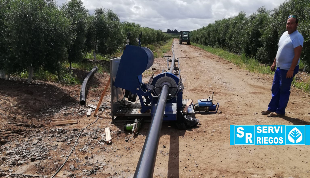 Instalacion tuberia polietileno mediante soldadura a tope. Beja